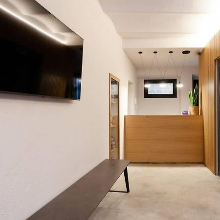 Velo Vern 1 Beautiful New Apartment 2 Bed Ensuite Girona Ngoại thất bức ảnh