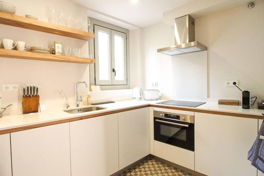 Velo Vern 1 Beautiful New Apartment 2 Bed Ensuite Girona Ngoại thất bức ảnh